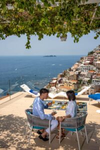 romantic dinner in positano