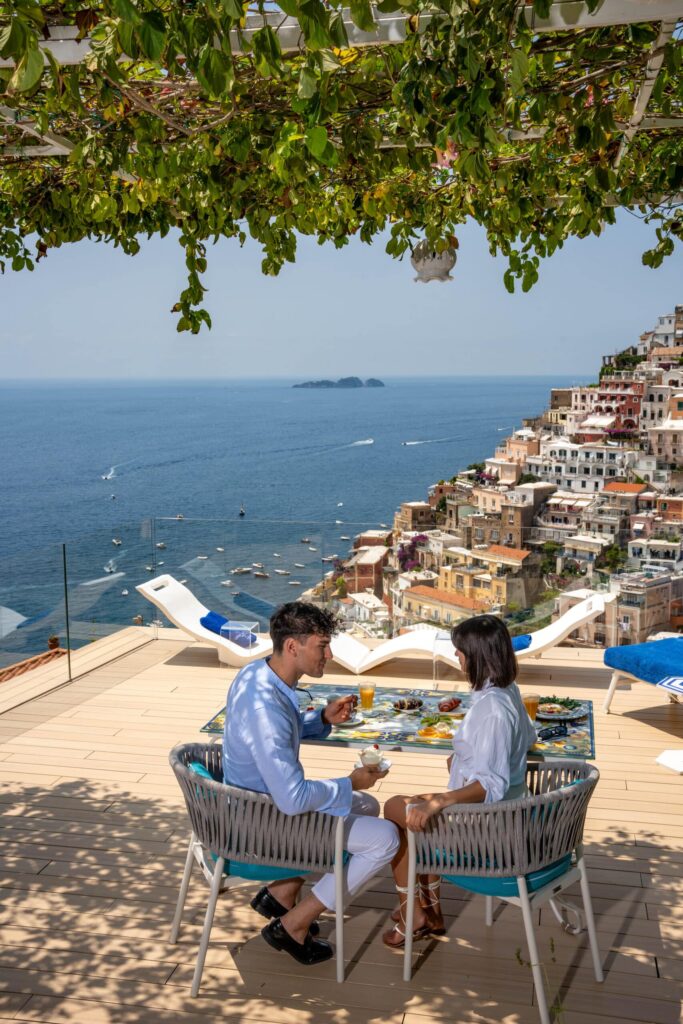 romantic dinner in positano